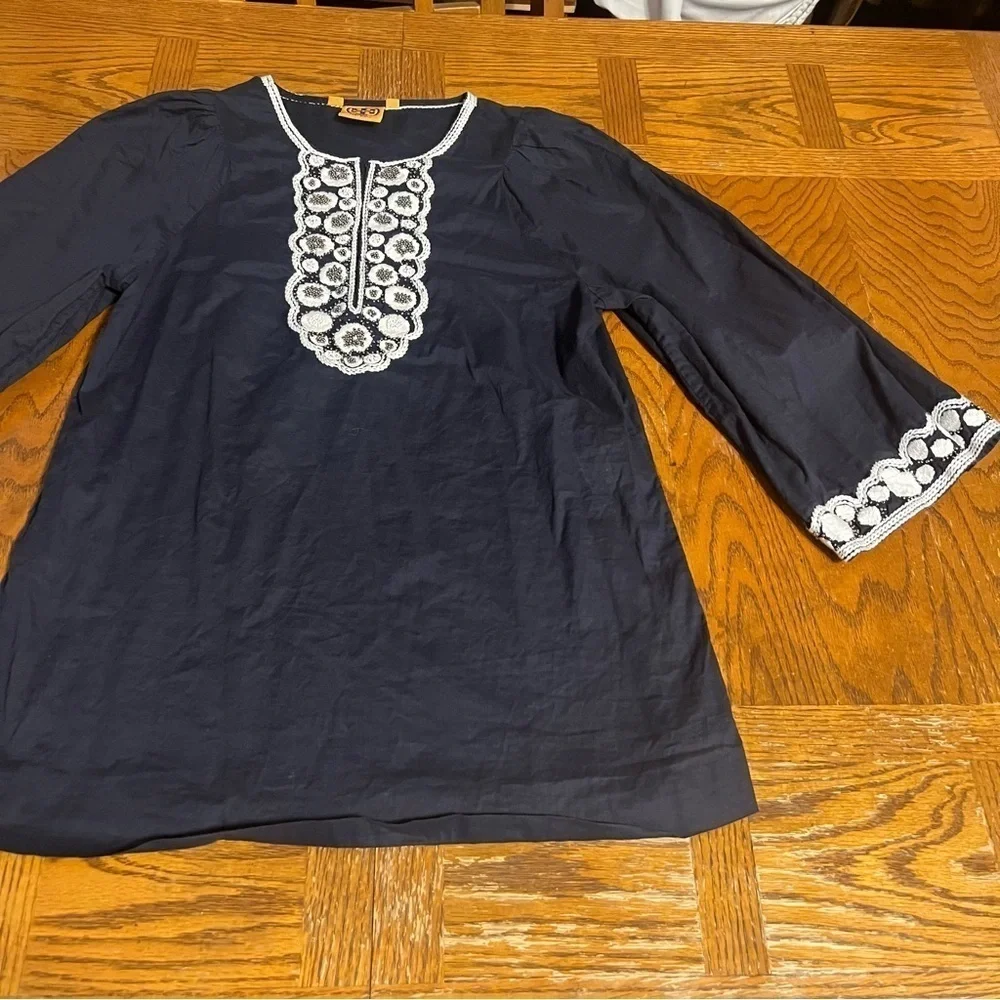 Tory Burch Semi-Sheer Embroidered Tunic Top in Navy Sz 2 Boho Chic Relaxed Fit